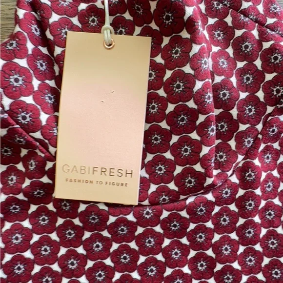 Gabi Fresh x FASHION TO FIGURE Women Turtleneck Sweater Size 3 - Picture 2 of 9